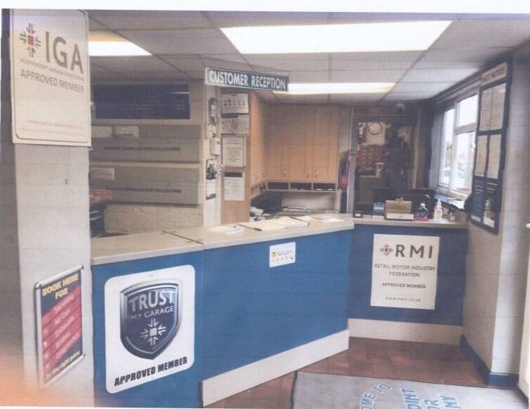 Car garage and mot centre for sale in Oldbury west midlands