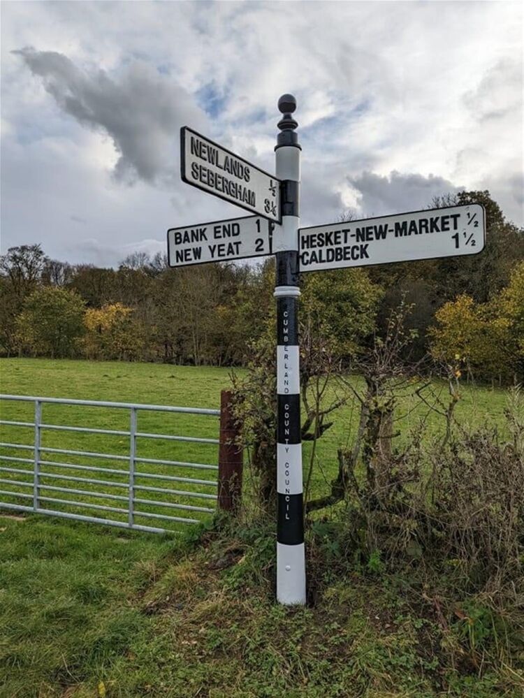 SPECIALIST RESTORATION AND MAINTENANCE OF HISTORIC / TRADITIONAL ROAD SIGNAGE
