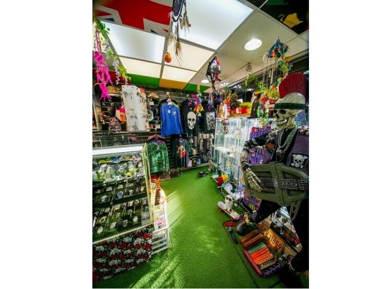 Two Well Established Wholesalers Of Smoking Accessories And Vapes Shops