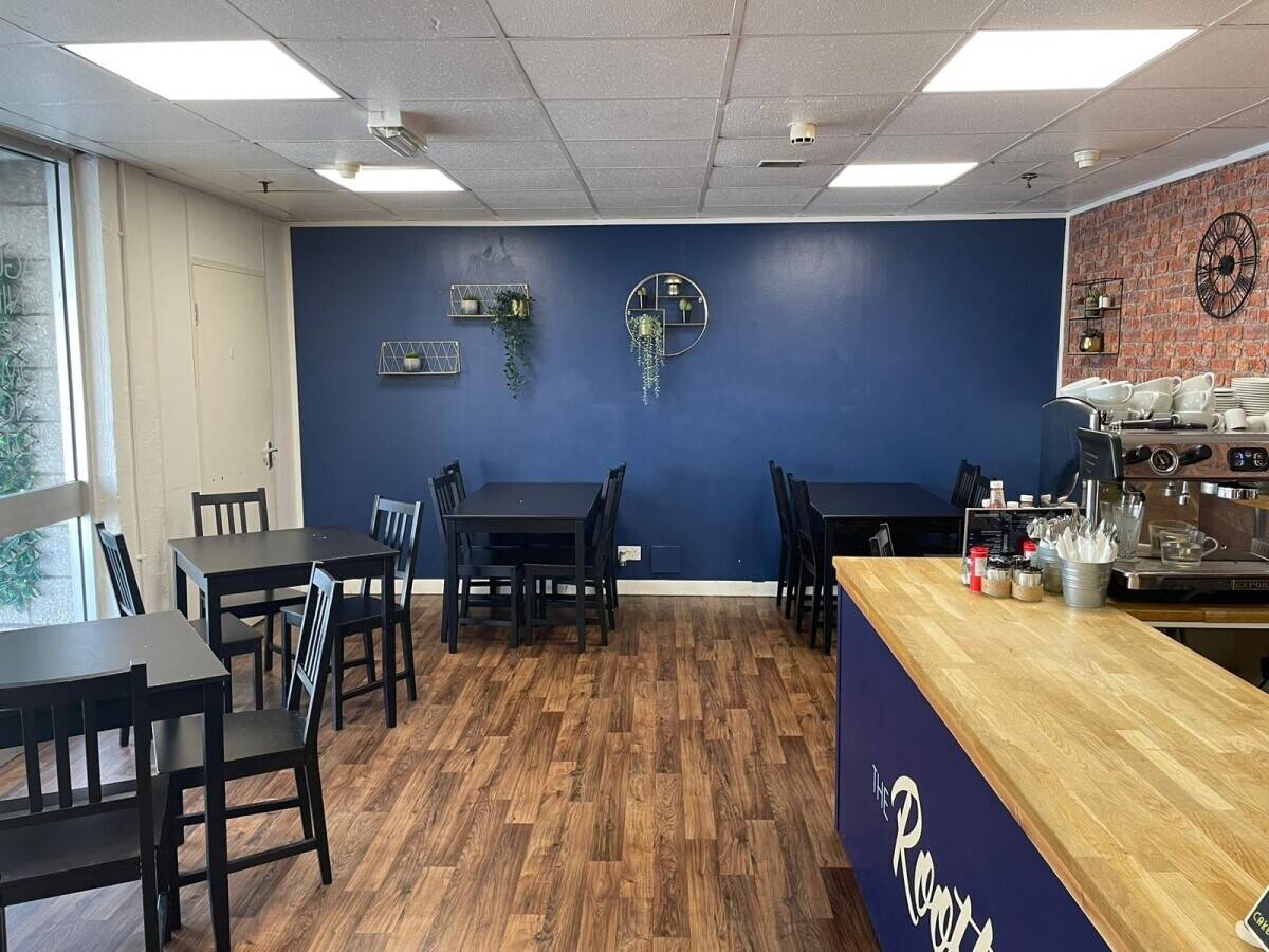 Well Established 26 Cover Class 3 Hot Food Café in Great Location OFFERS INVITED Ref 1818 Photo 6