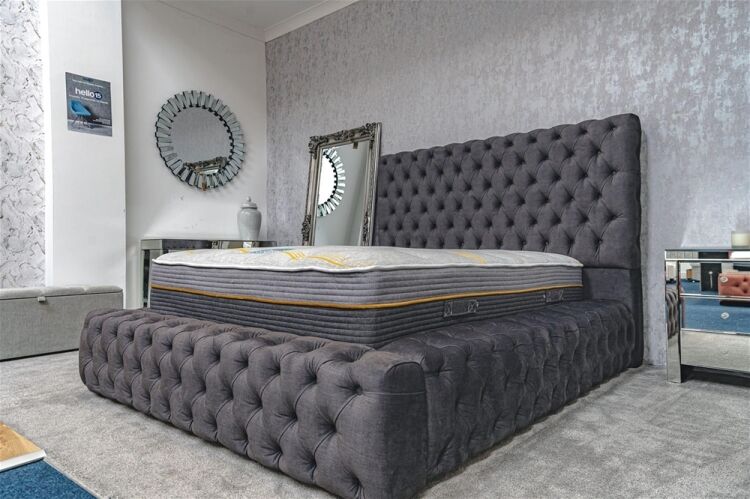 FURNITURE RETAILER Photo 6