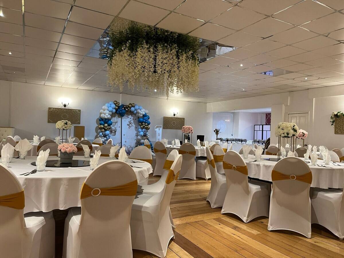 Indian Restaurant for Sale in Batley with 300 covers Photo 6