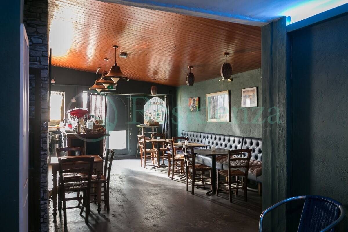 Class E premises client trading as ‘Fourteen’ a neighbourhood restaurant and bar, to be sold by way of premium.
