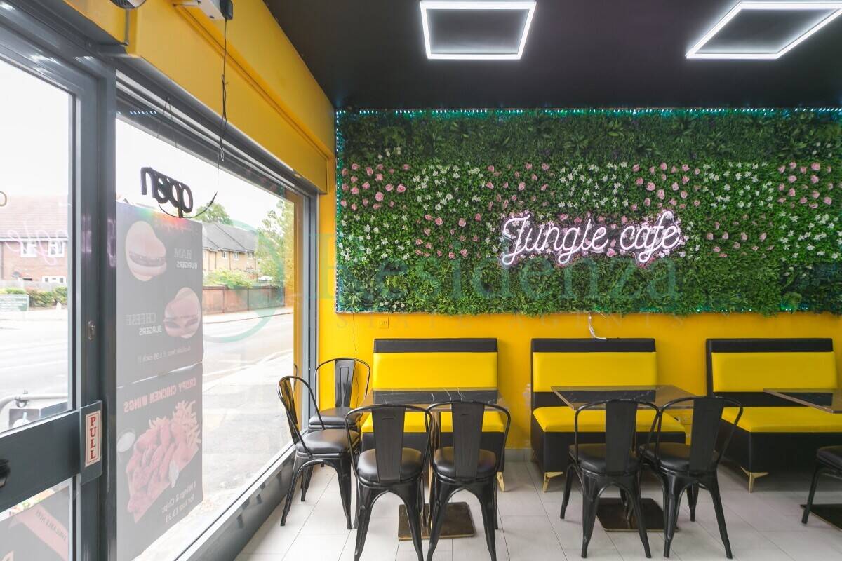 Residenza are proud to offer a stunning refurbished class E Burger and Dessert business in Annerley, Photo 6