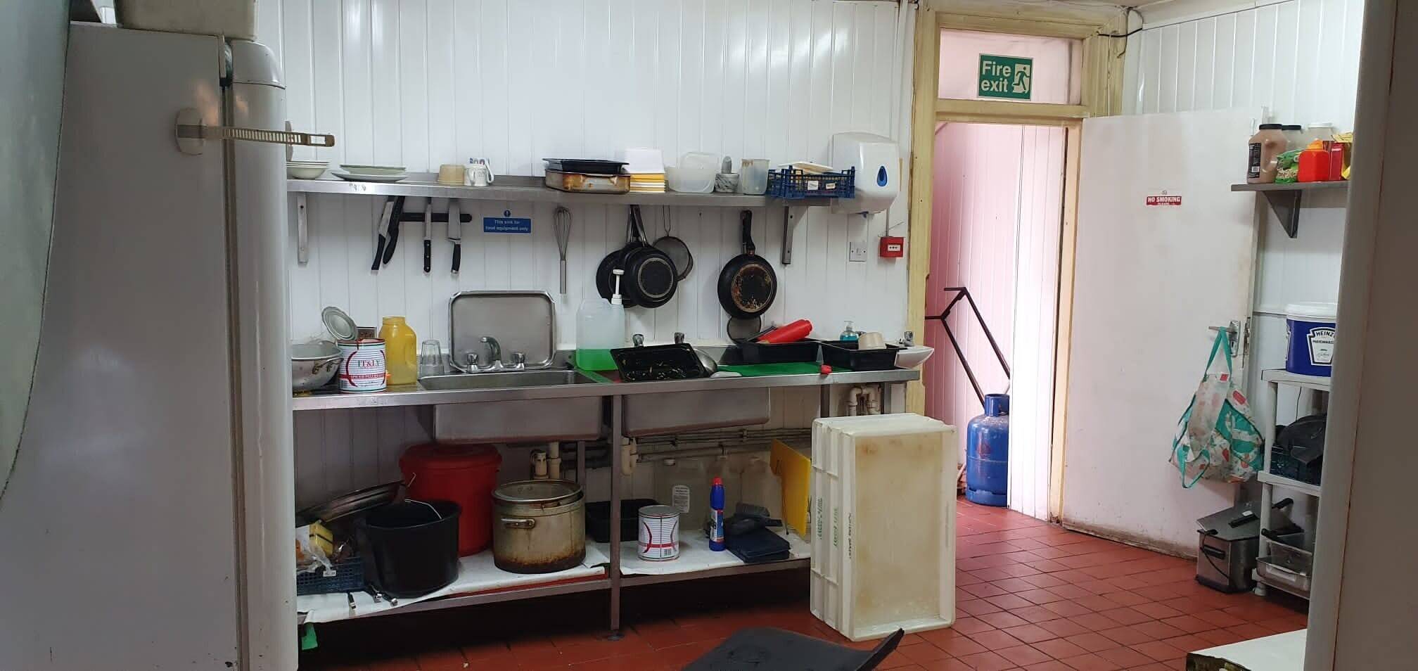 Pizza takeaway business for sale 