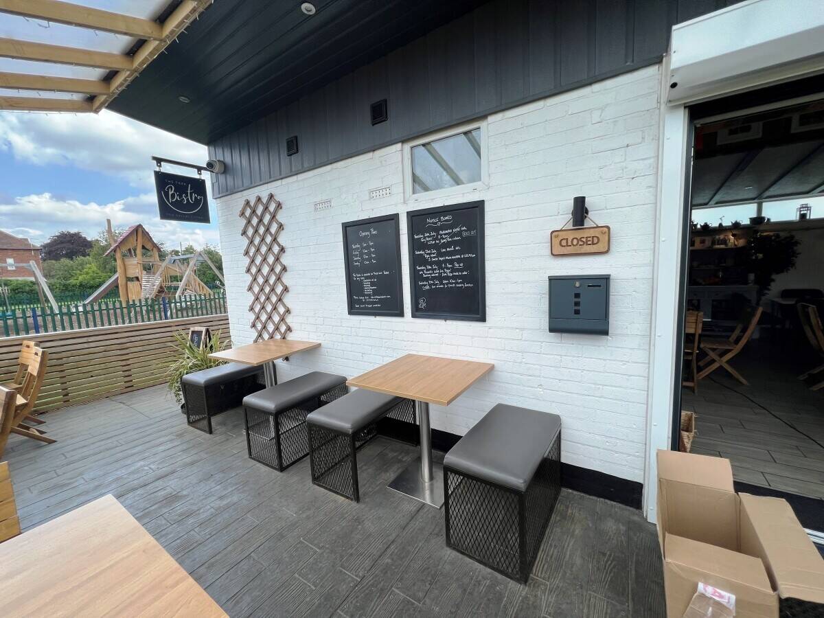 Low Rent. Loyal customer base. Cafe, Coffee Shop, Bistro & Restaurant, Nottingham, 'For Sale'. Photo 6