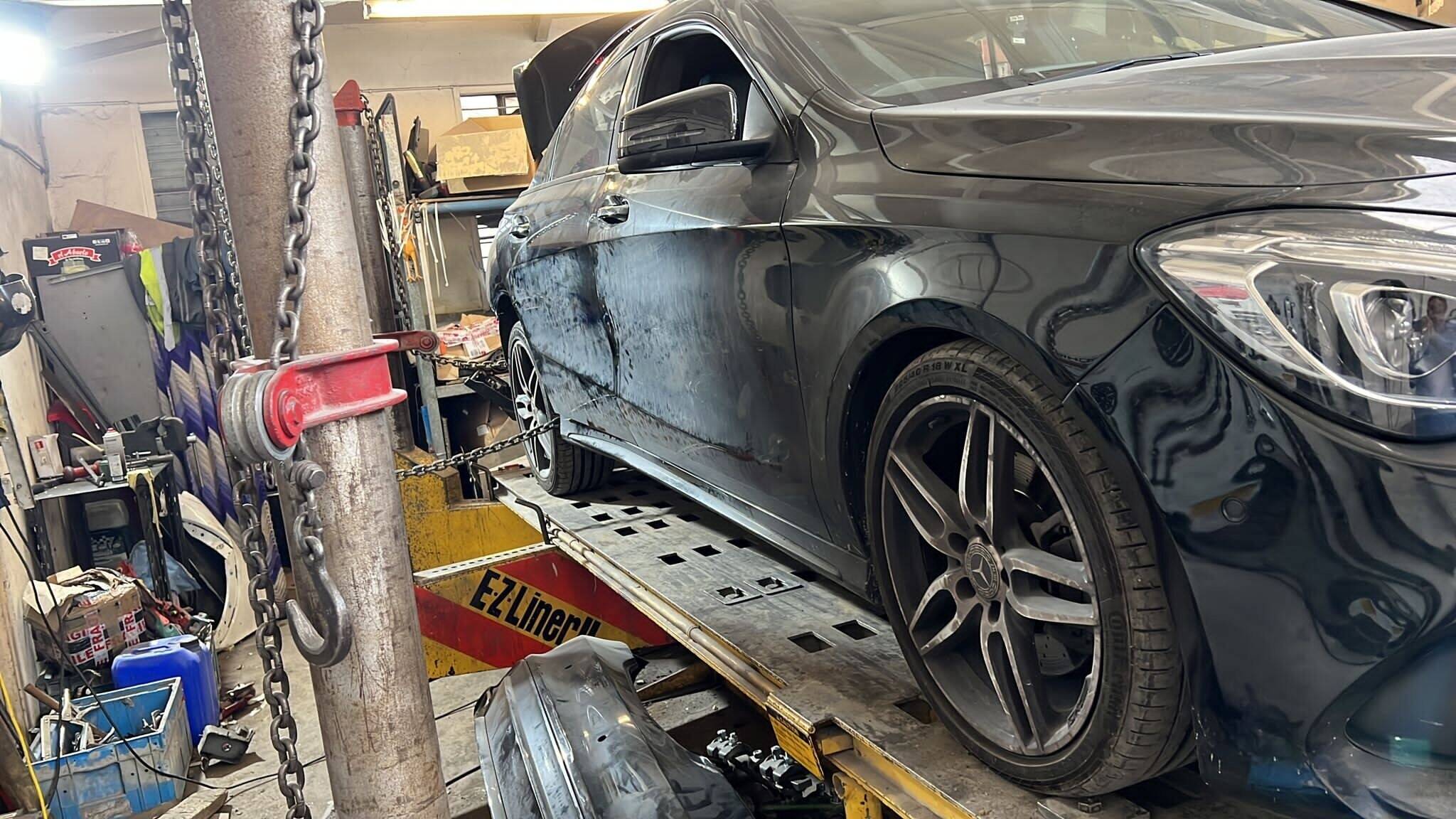 Car Vehicle Repair Garage and M.O.T Station