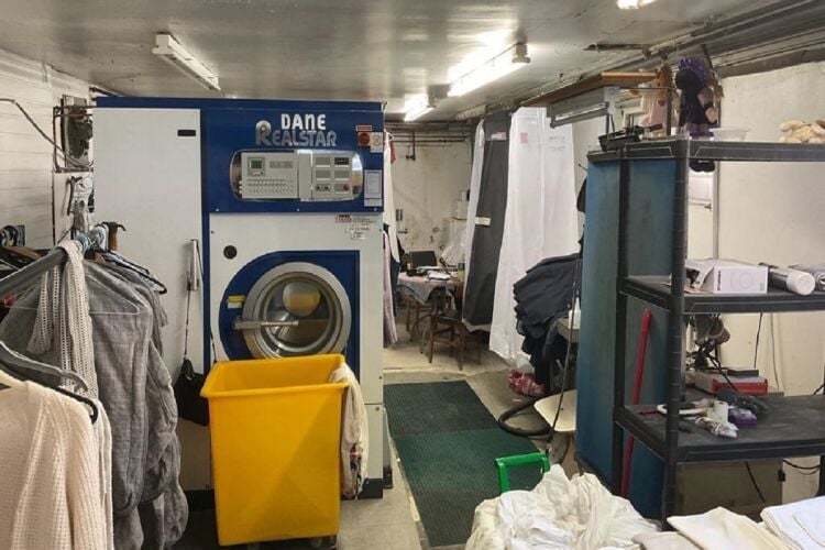 Freehold Dry Cleaning Specialist - Southport Photo 6