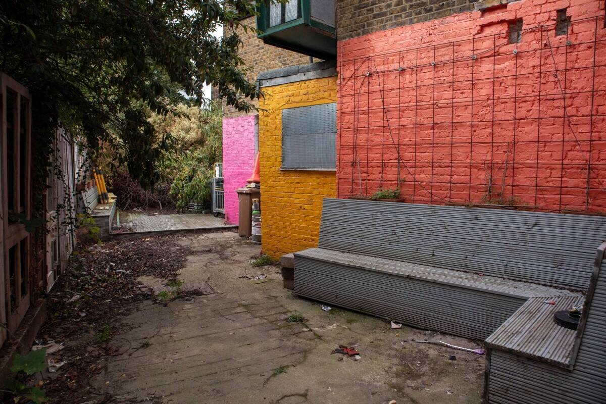LONDON - OPEN PLAN SUI GENERIS OR CLASS E UNIT TO LET Photo 6