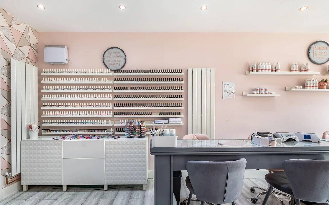 Stunning Beauty & Hair Salon for sale DA1