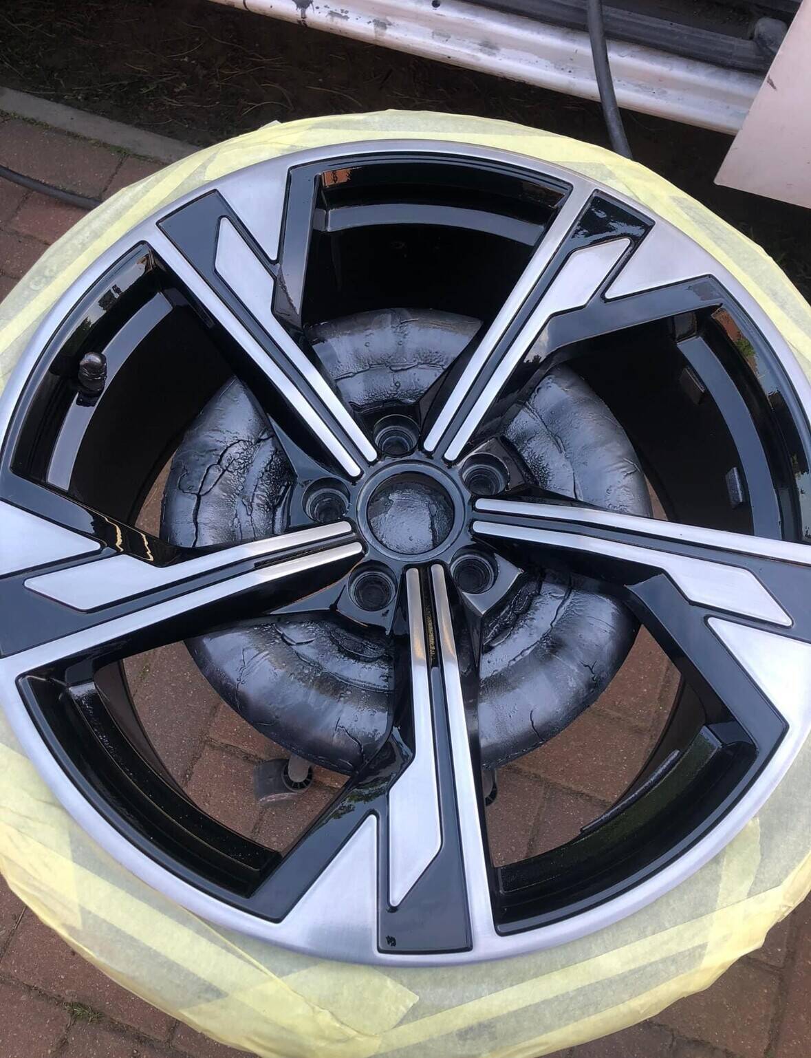 Mobile Alloy refurbishment Business  Photo 6