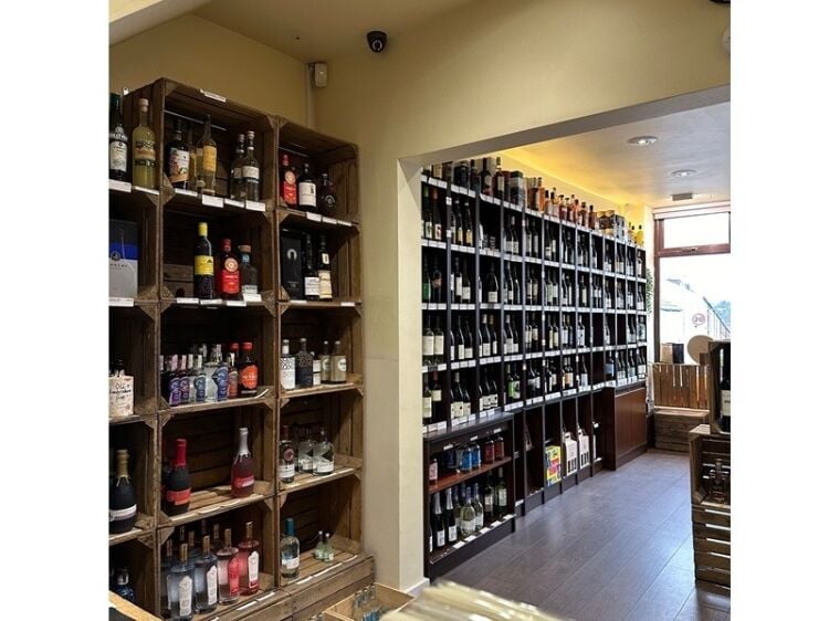 Highly Rated Wine Retailer And Bar For Sale Photo 6