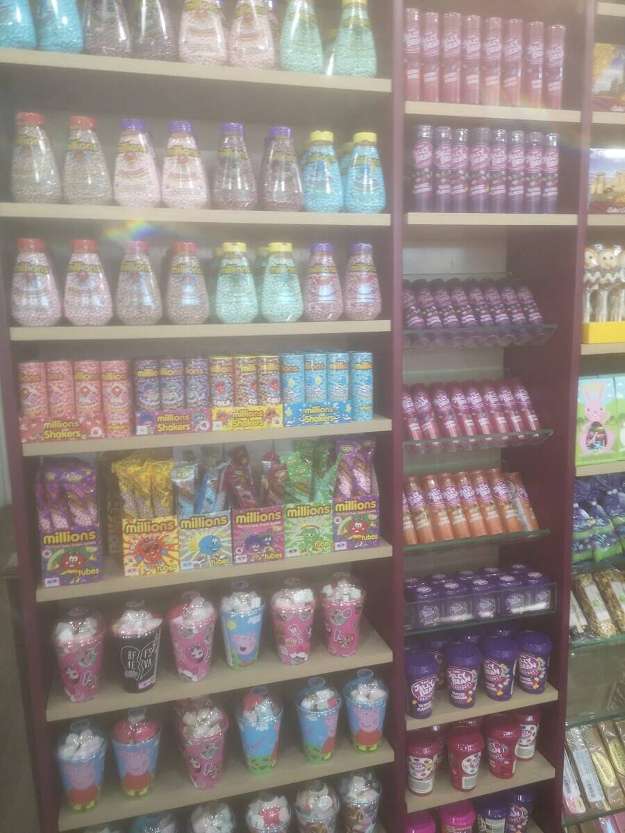 Confectionary retailer for sale in City of Salisbury Photo 6