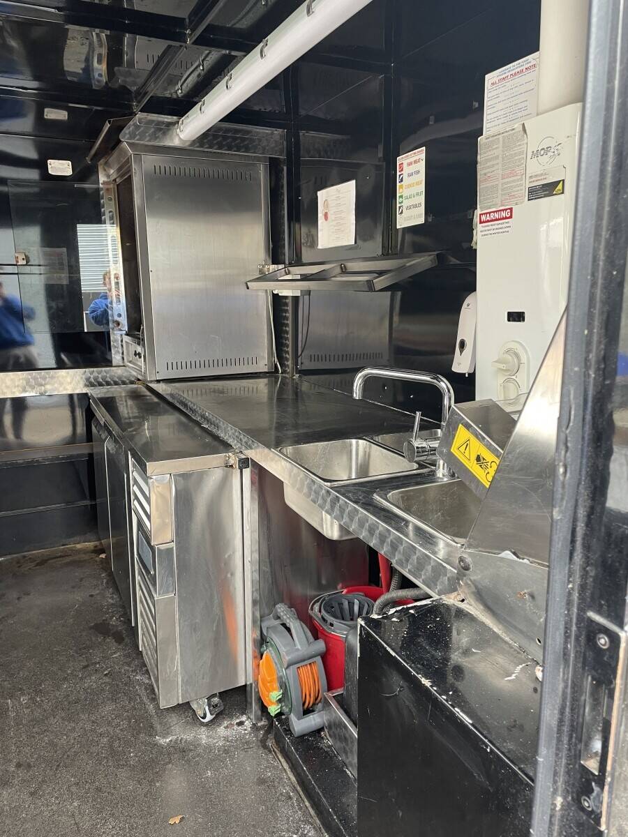Pizza Mobile catering van