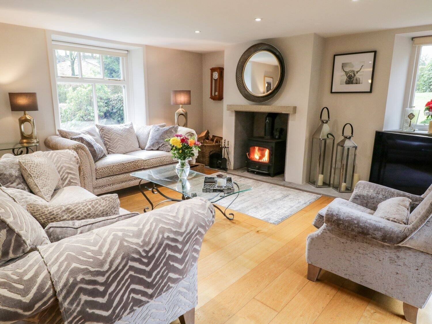 Freehold Idyllic self catering cottage with beautiful 3 bedroomed owners accommodation. Photo 6