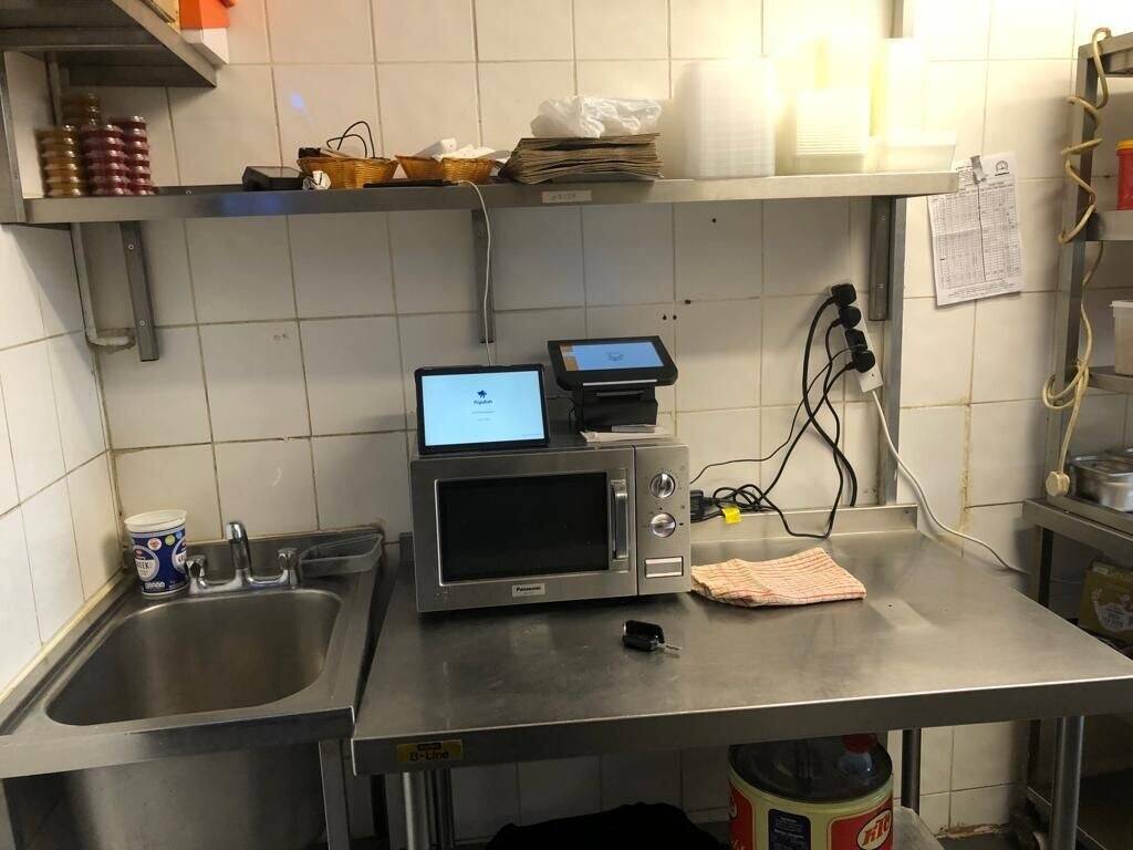 Indian and fast food kitchen Takeaway in Oakam Photo 7