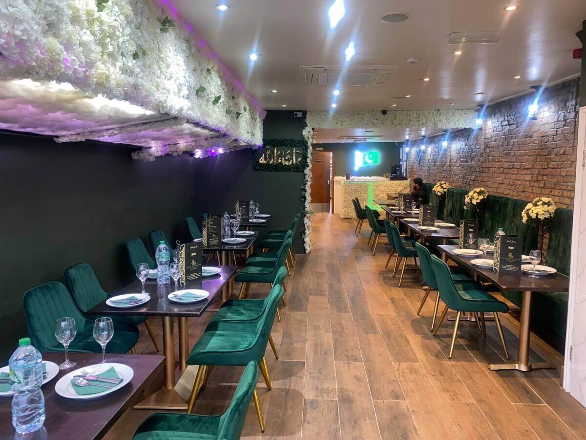 Fully furnished restaurant for sale  Photo 6