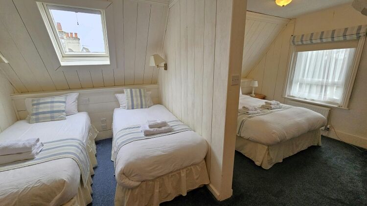 Character Hotel in Prominent Bournemouth West Cliff Position Photo 6