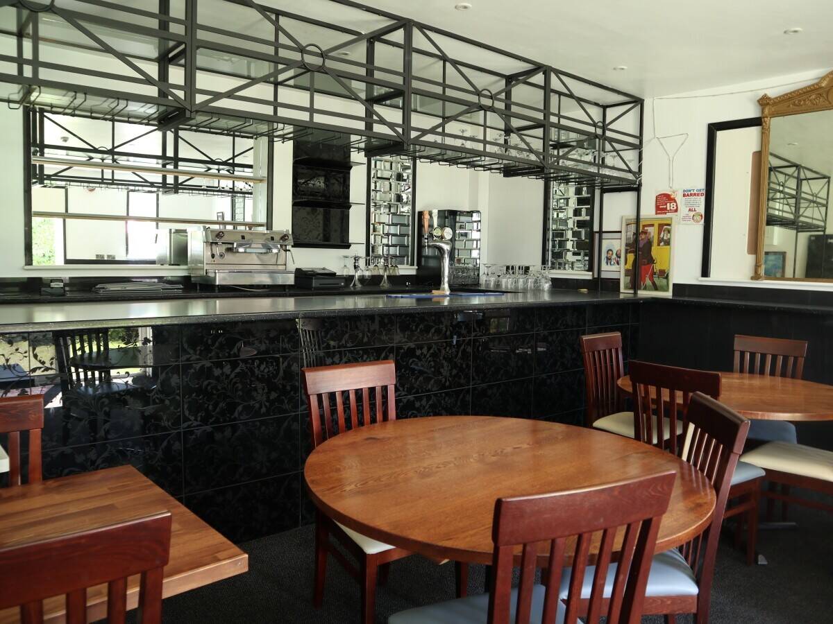 DORSET - BESPOKE TOWN CENTRE LICENSED ITALIAN RESTAURANT