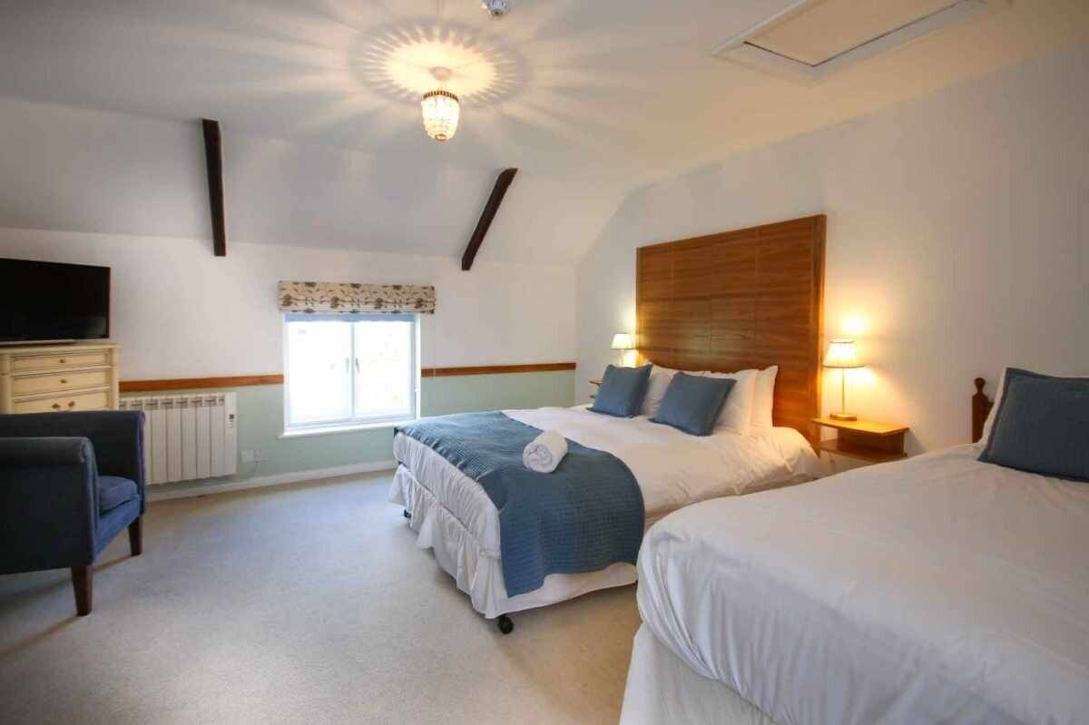 A Beautifully Presented 8-9 Bedroom, Boutique Guest House