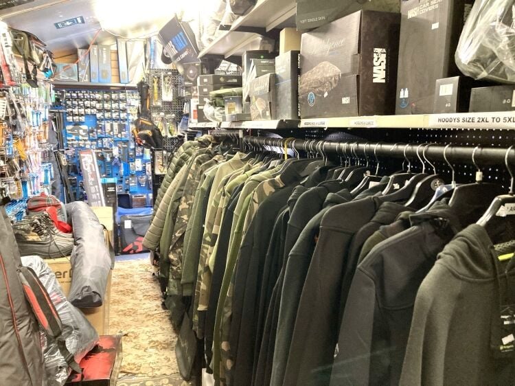 FISHING TACKLE SUPPLIES Photo 6