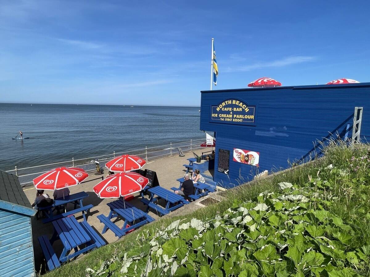 Price Reduced Beach Cafe & Gift Shop Container Unit (Separate) on Promenade in Whitby Photo 6