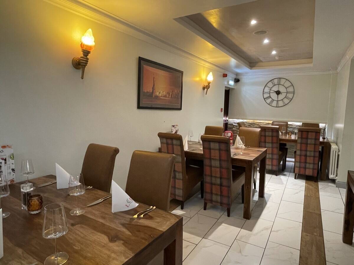 Italian Restaurant in Bathgate for sale, licensed, trading, beer garden, fully fitted Photo 6