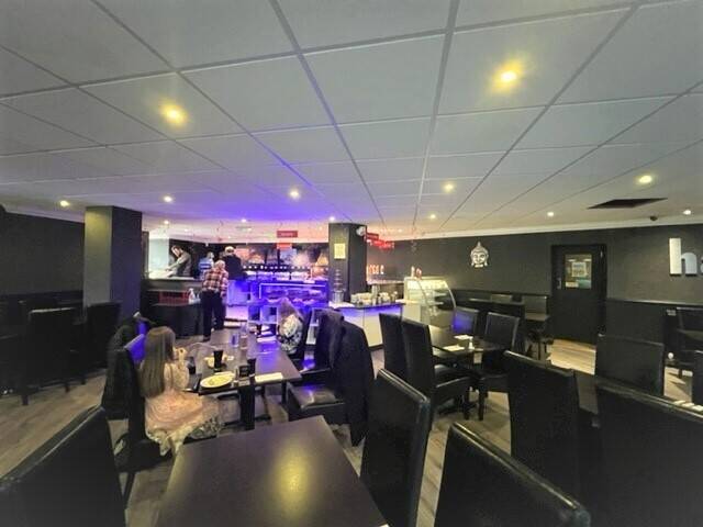 Very well-presented Licensed Restaurant located in Dumbarton (ref 1530) Photo 6