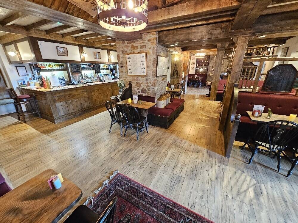 Fantastic Opportunity To Own One Of The Last Independent Freehold Pub Businesses On Dartmoor Photo 6