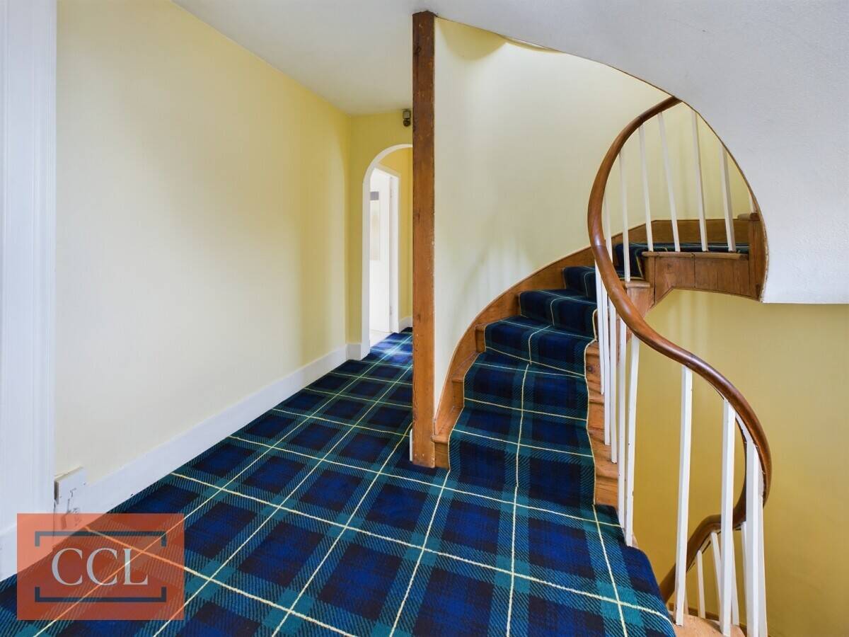 4 Bedroom House and 2 Vacant Retail Units in Heart of Speyside Photo 6