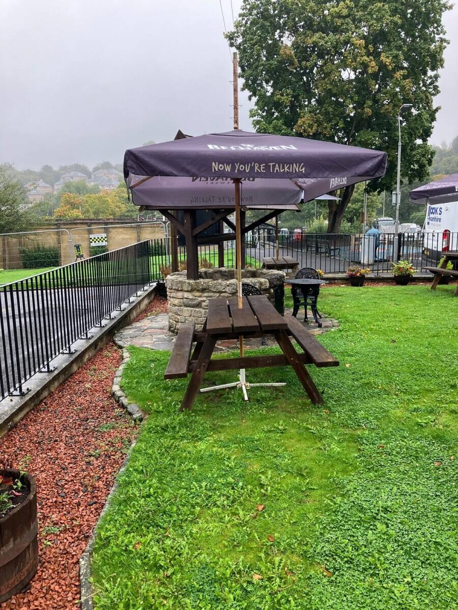 Popular Tourist Restaurant in Historic Burgh
