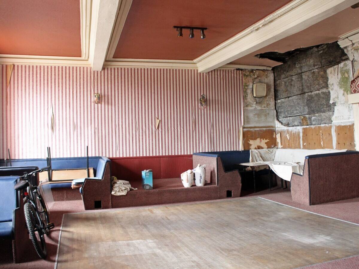 AYRSHIRE – 8 BEDROOM HOTEL AND BAR WITH CAR PARK Photo 6