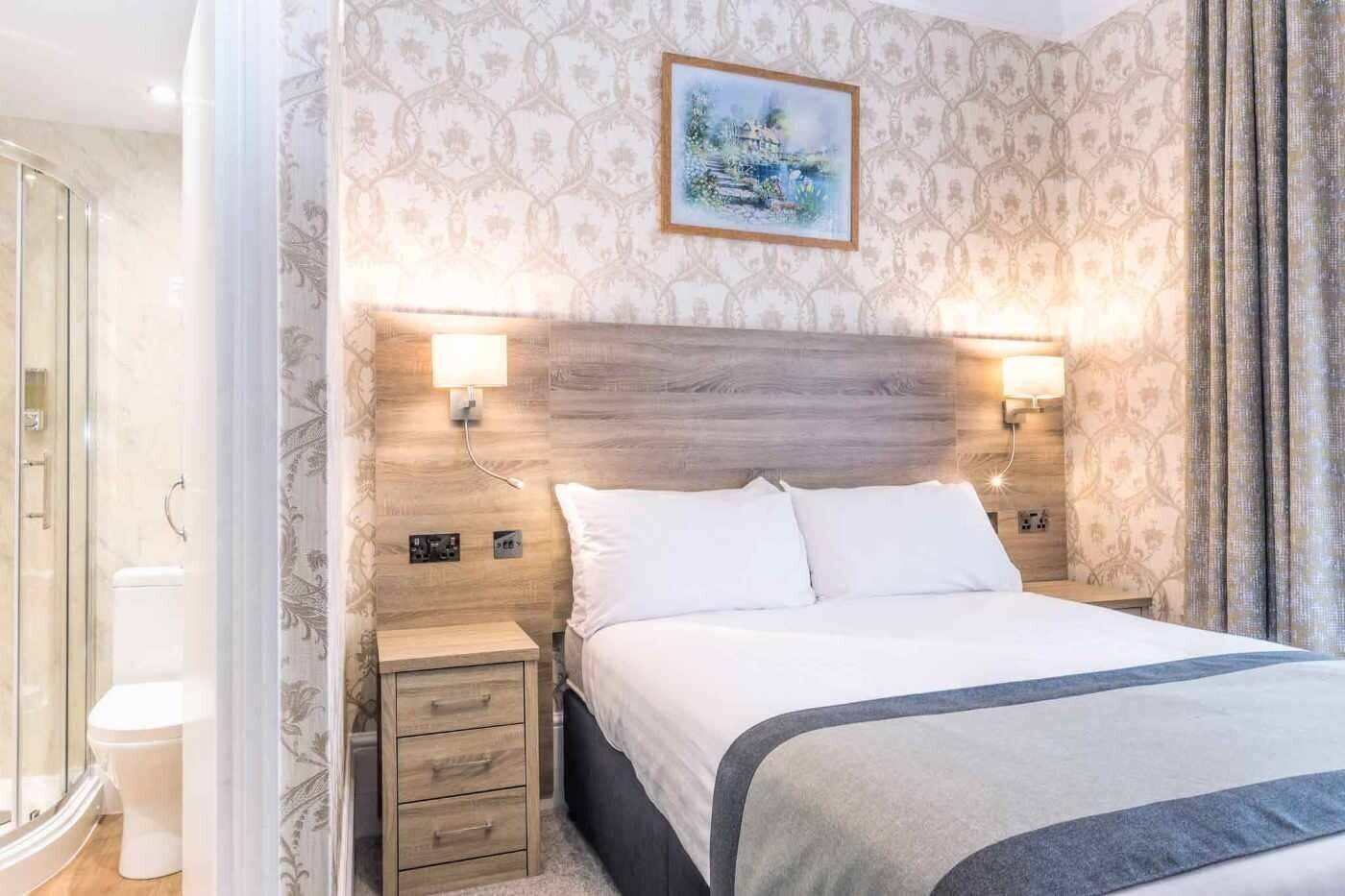 A Fantastically Presented, 15/16-Bedroom Hotel For Sale