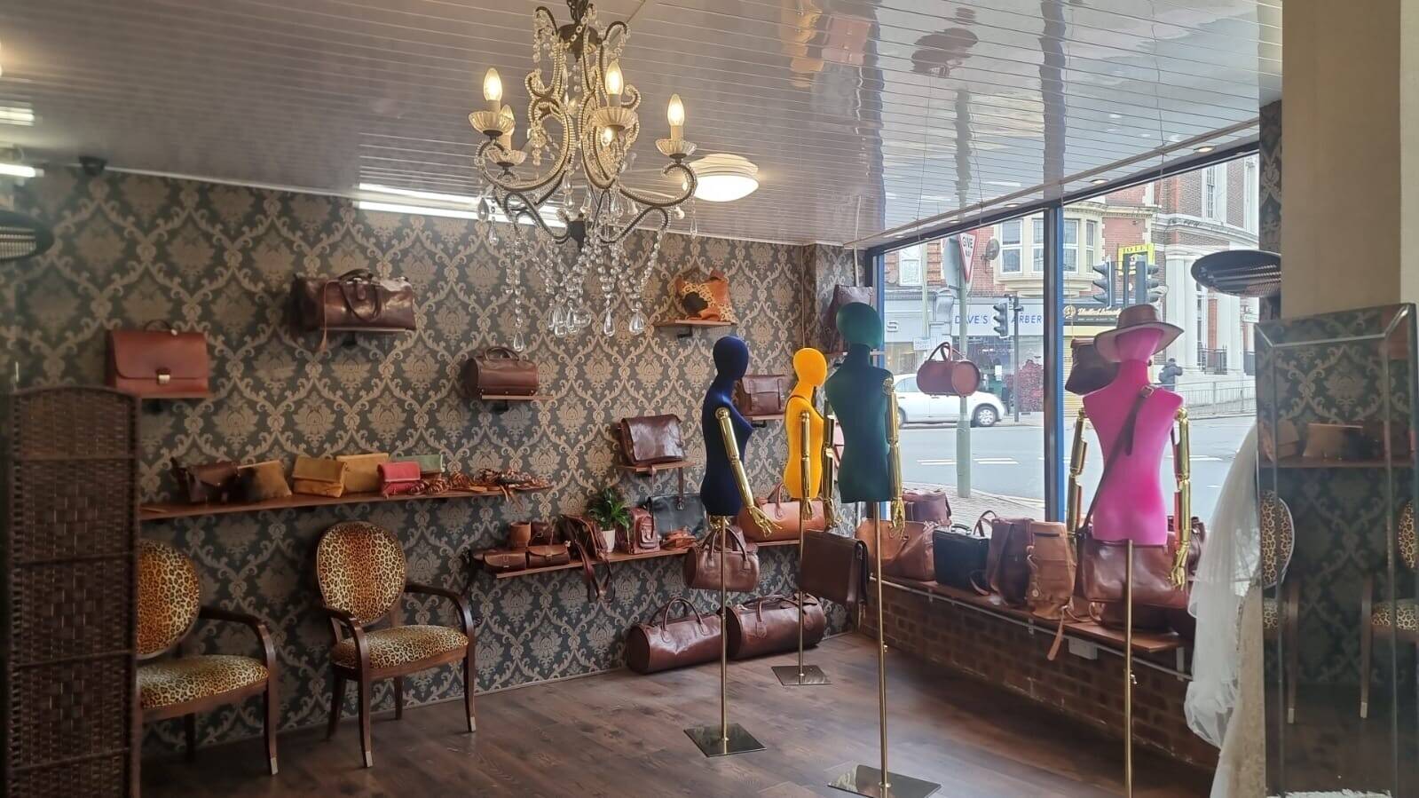 Dry Cleaning, Tailoring and Leather Goods  Photo 6