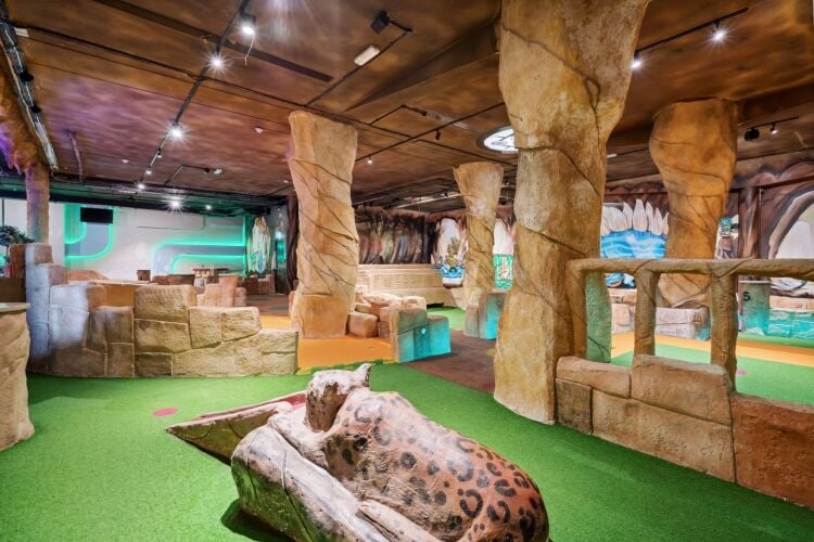 WELL-ESTABLISHED LEISURE & EVENTS BUSINESS Photo 6
