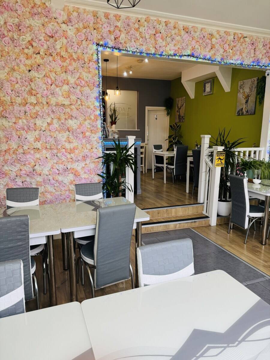 Top rated Cafe in Crewe