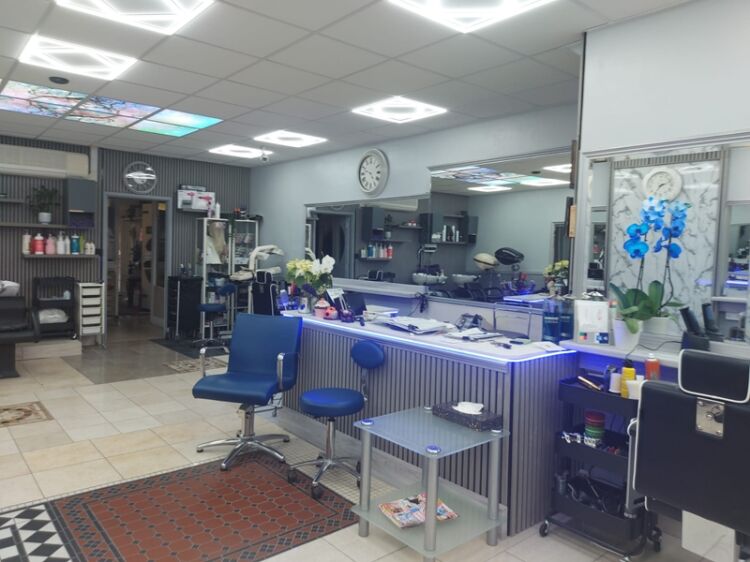 Popular & Profitable Hair Salon For Sale Photo 6
