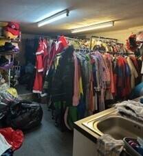 This is a superb opportunity to acquire a well-established independent Fancy Dress shop in Coventry Photo 6
