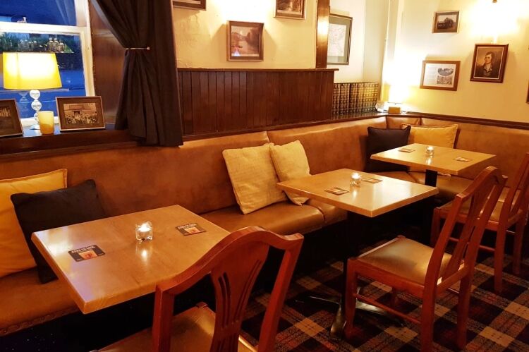 Closed Pub & Restaurant With Accomm - Mauchline Photo 6