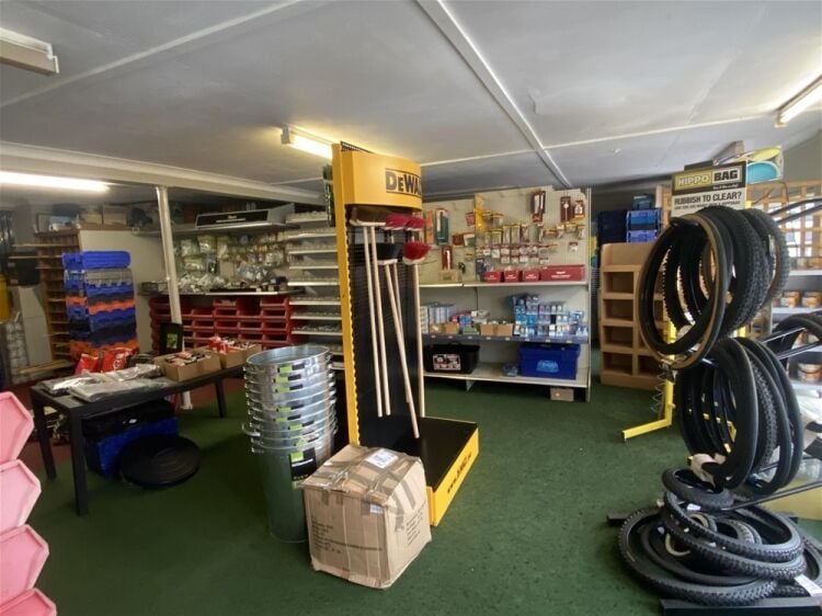Retail For Sale in Spalding Photo 6