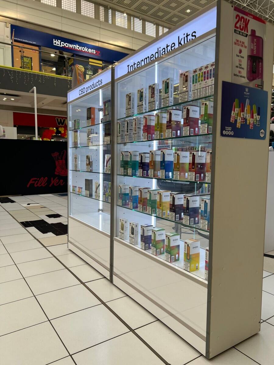 Vape shop kiosk business for sale in Edinburgh's ws shopping mall Photo 6
