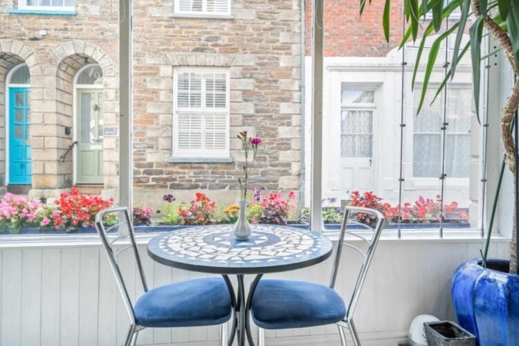 Freehold Commercial Property Located Mevagissey Photo 6