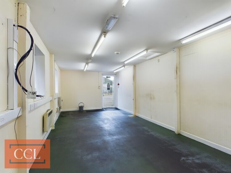 Detached commercial unit in Fochabers