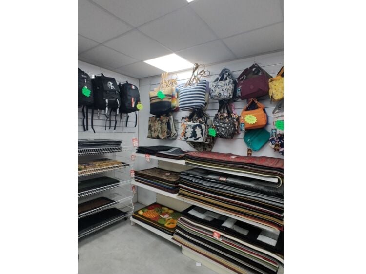 Popular Curtain, Rug & Bedding Store Photo 6