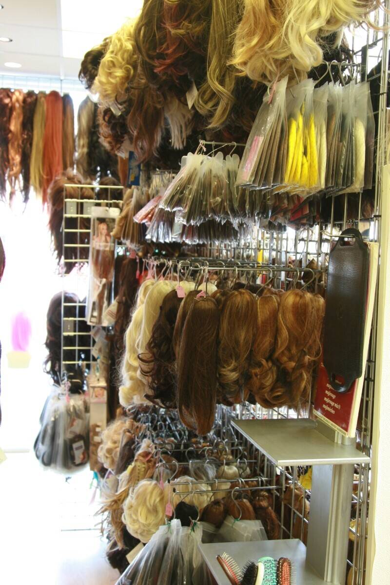 Professional Wigs salon for sale in cheam london Photo 6