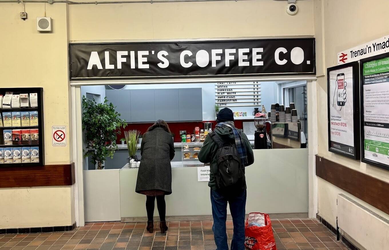 Turnkey Coffee Business & Wholesale Opportunity for Sale In Llanelli, South Wales Photo 6