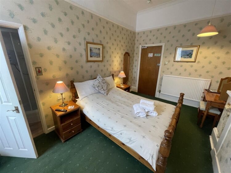Timeless & Elegant Victorian Guest House with Spacious Owners Accommodation For Sale in Torquay Photo 6