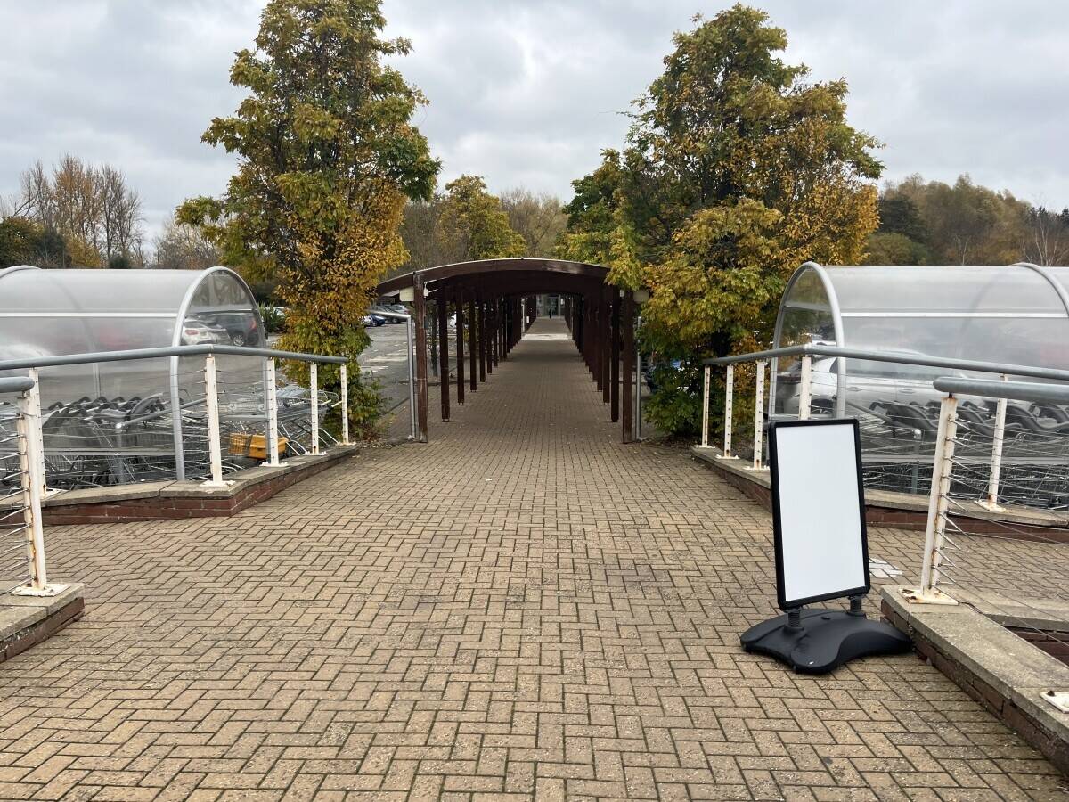 New Waves Hand Car Wash at Dobbies Garden Centre in Cross Lane Farm, Nuneaton CV91RF