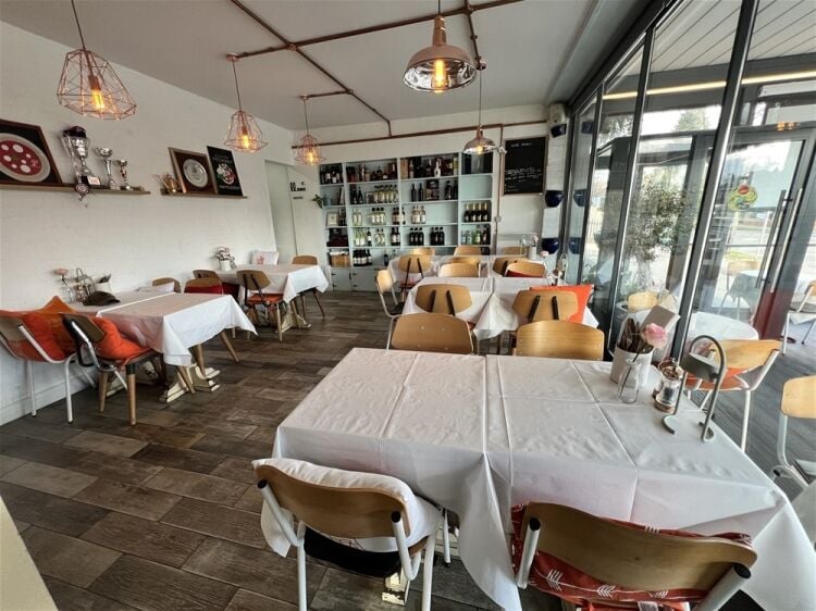 Restaurants For Sale in Leeds Photo 6