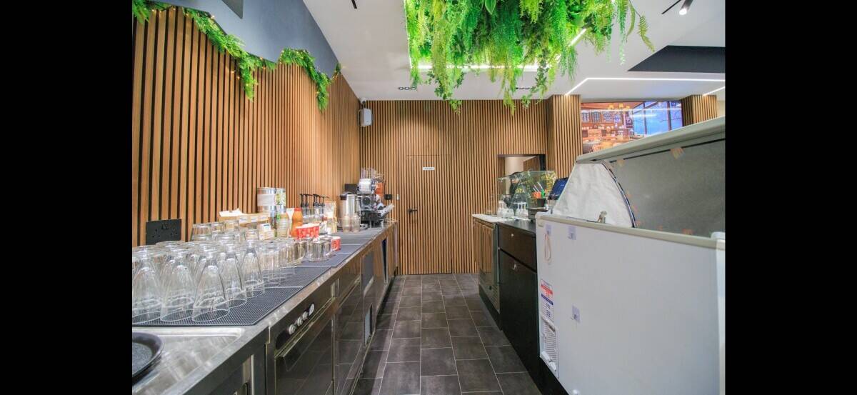 Cafe/restaurant for sale in Cambridge Trumpington with Large Kitchen and new outdoor seating.
